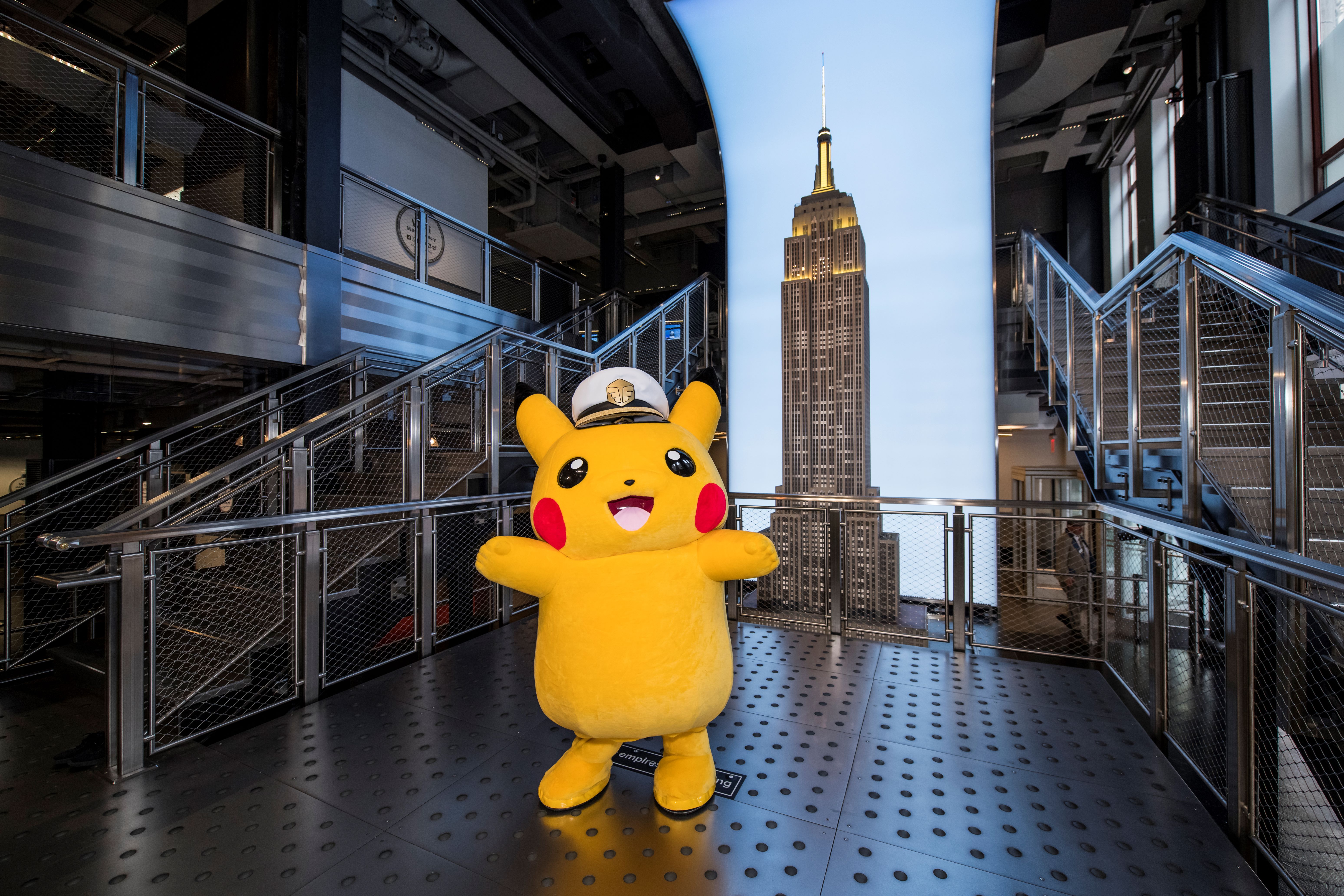 pikachu-at-empire-state-building